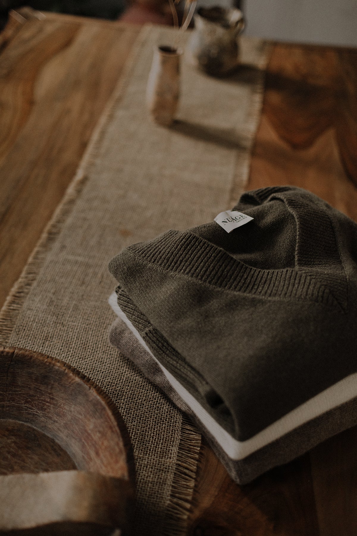 Iconic V-Neck Baby Cashmere Pullover Olive*